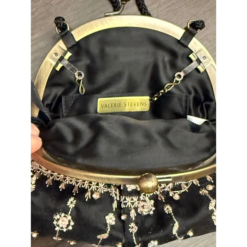 Valerie Stevens‎ Black Beaded Embroidered Evening Bag Kiss Lock Crossbody Mirror